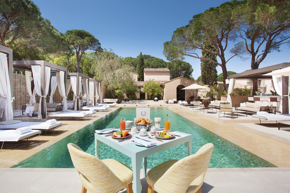 Live in the sunshine at these mesmerizing St Tropez beach clubs